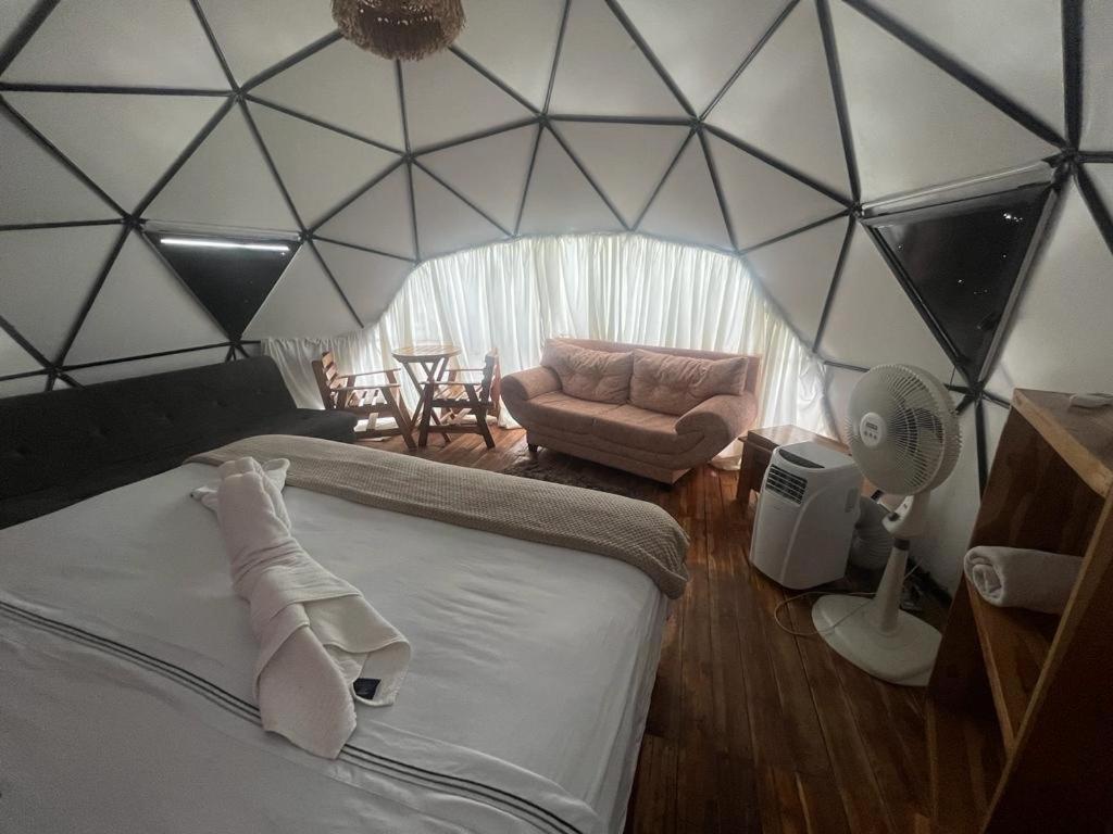La Cabana Glamping Geronimo Плая-Бланка Экстерьер фото
